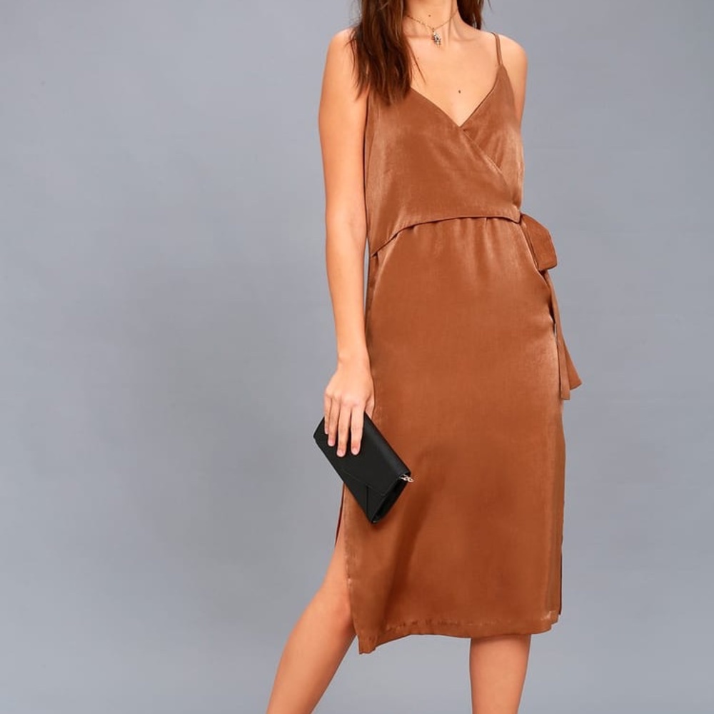 LULU’S FALL IN LOVE RUSTY BROWN MIDI DRESS